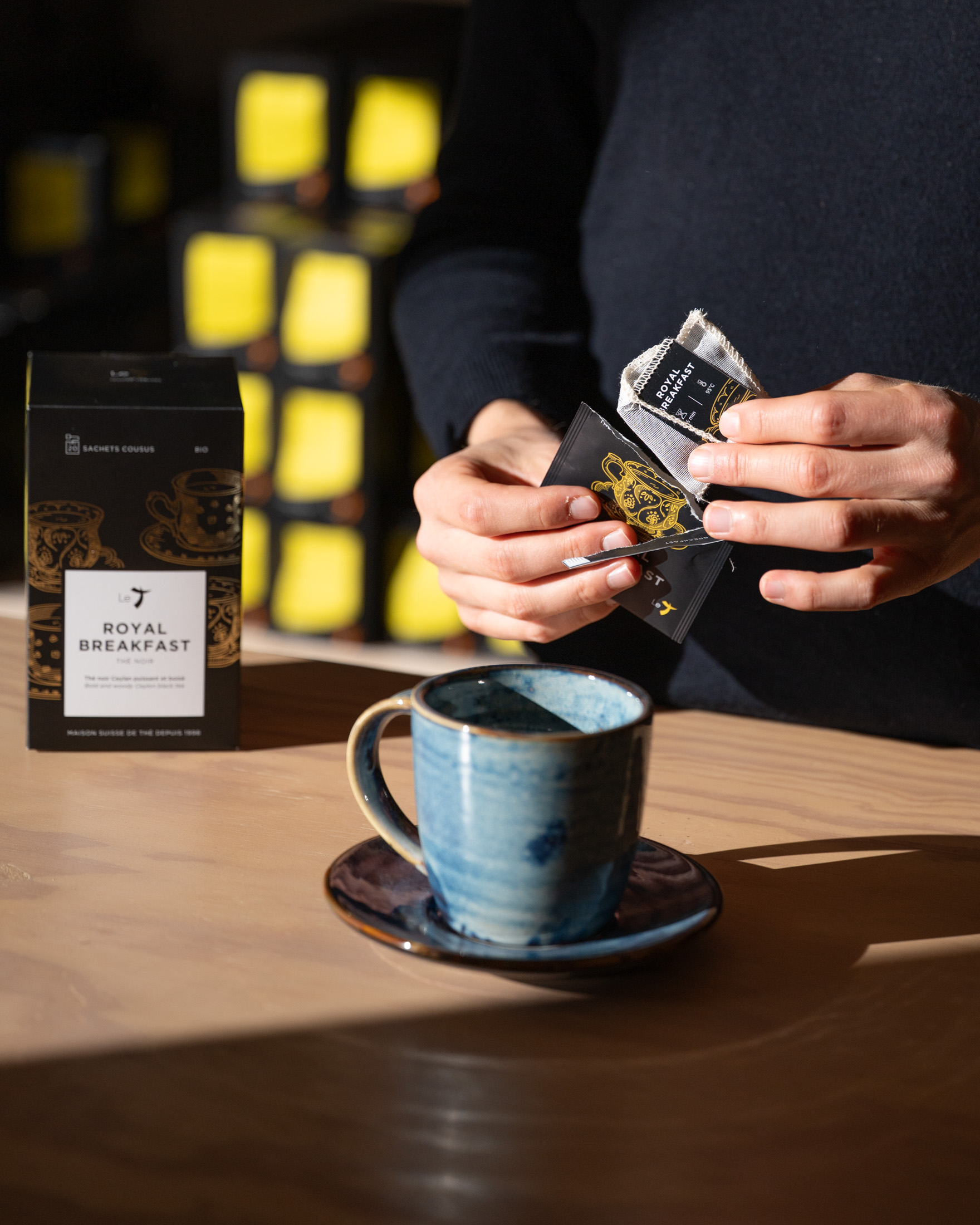 th&eacute;s pour restaurant suisse